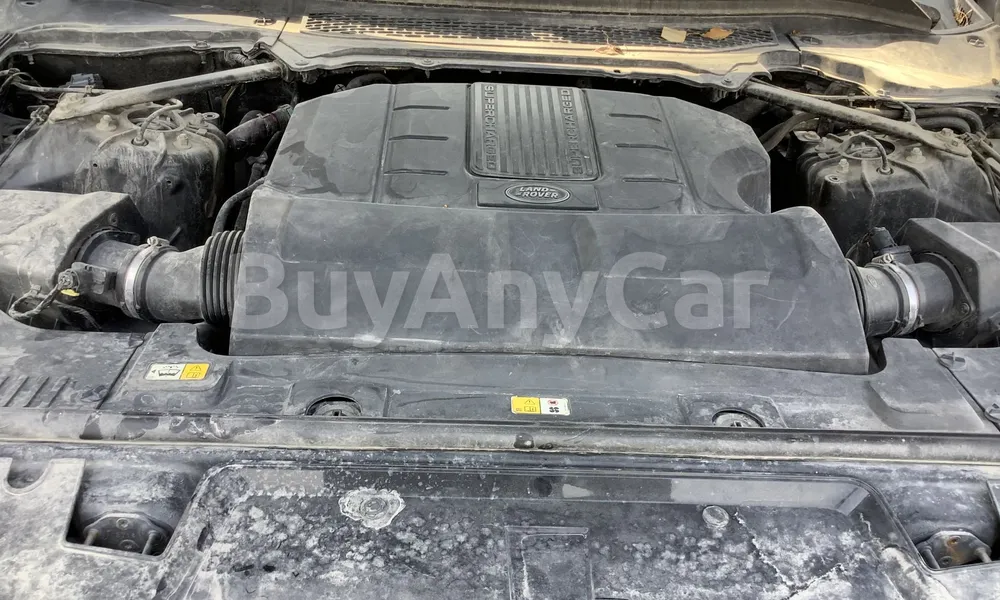 Vehicle photo 6