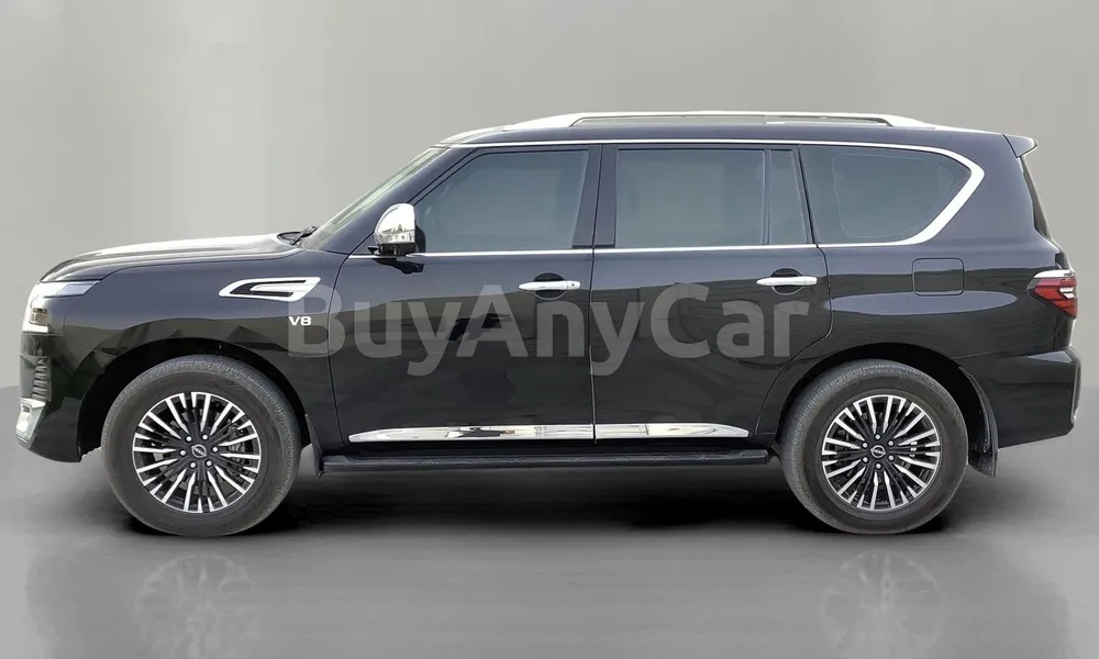 Vehicle photo 4