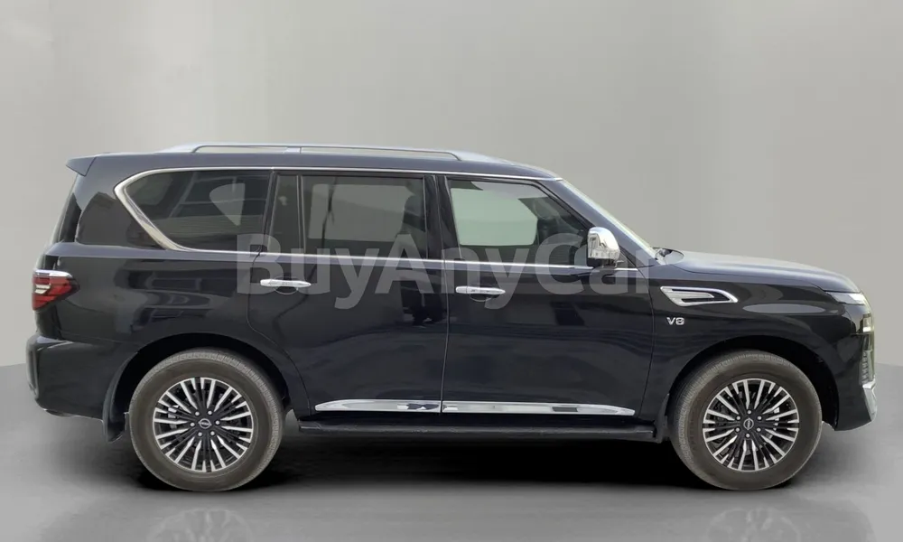 Vehicle photo 3