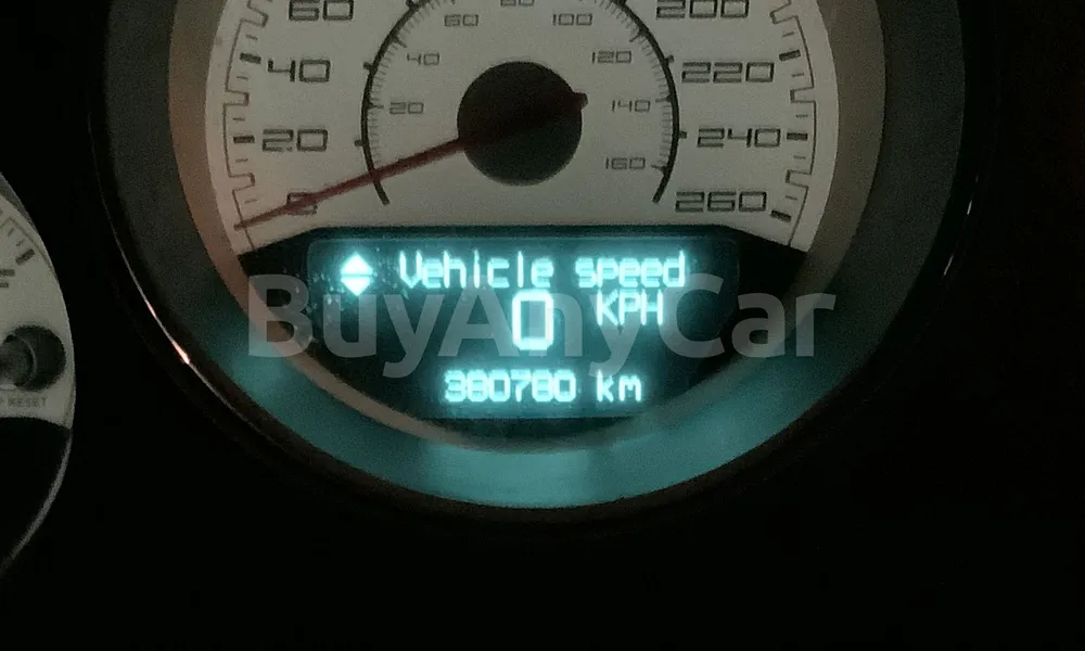 Vehicle photo 7