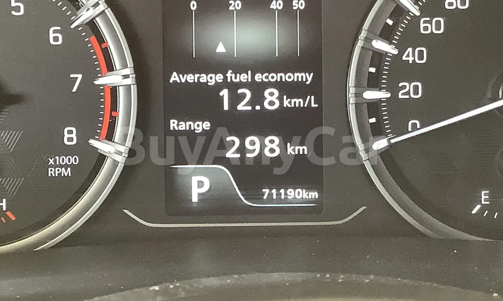 Vehicle photo 8