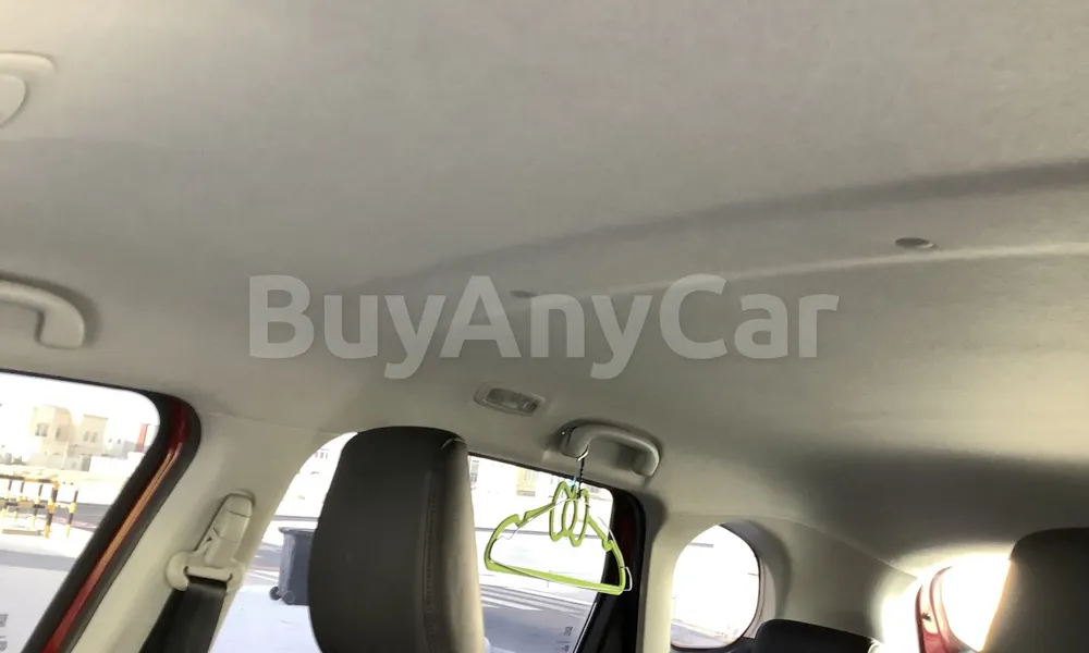 Vehicle photo 9
