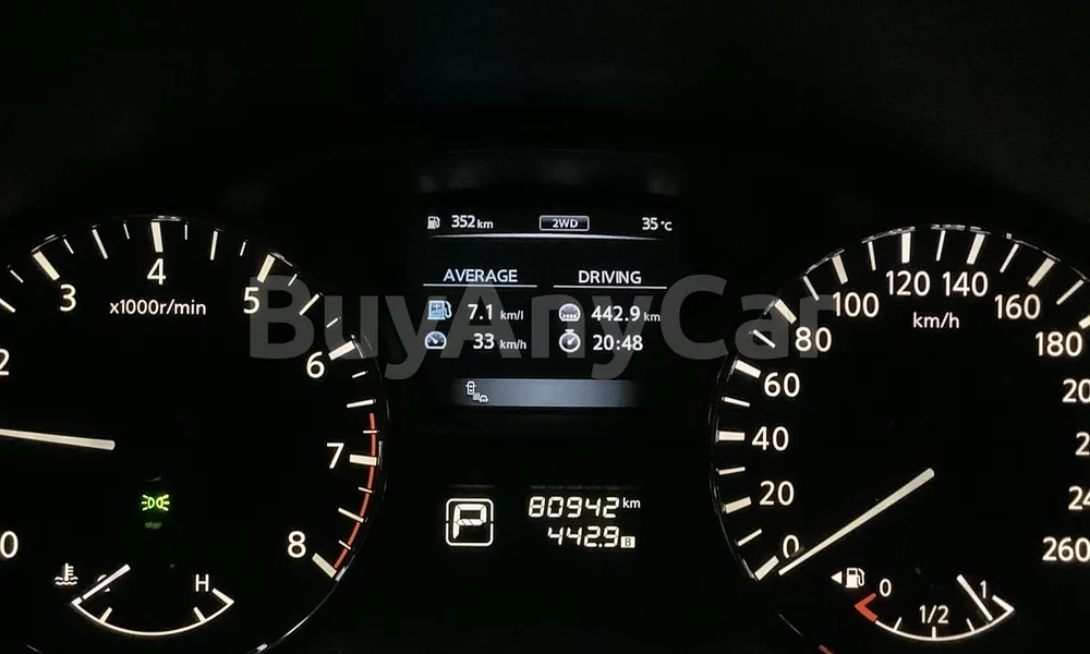 Vehicle photo 7