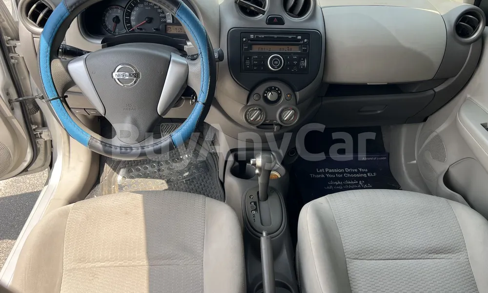 Vehicle photo 8