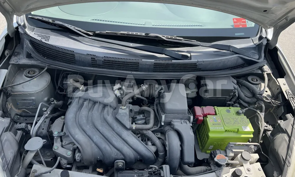 Vehicle photo 7