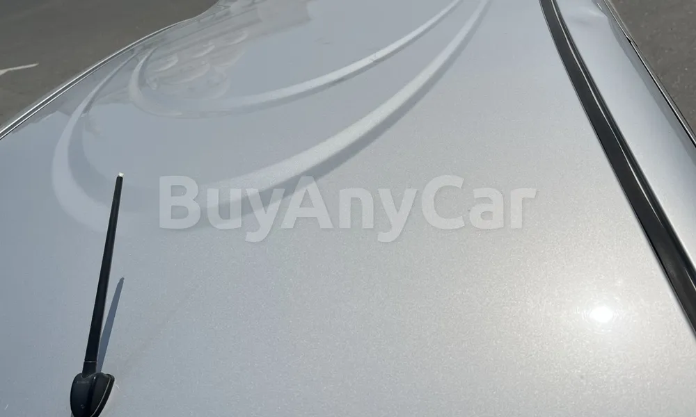 Vehicle photo 6