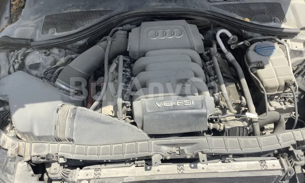 Vehicle photo 6