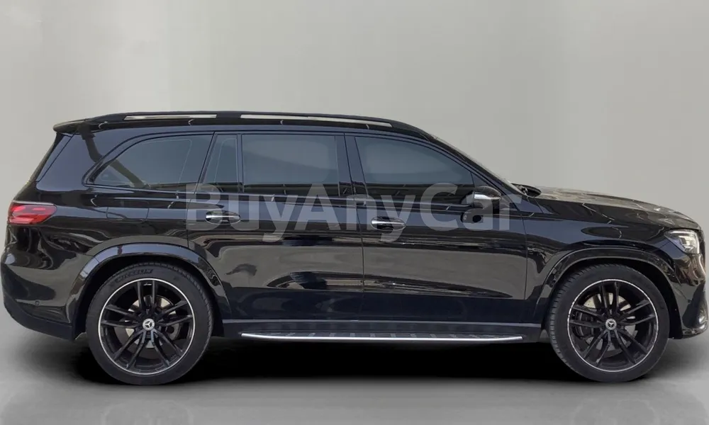 Vehicle photo 3