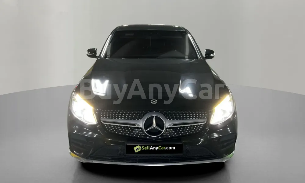 Vehicle photo 1