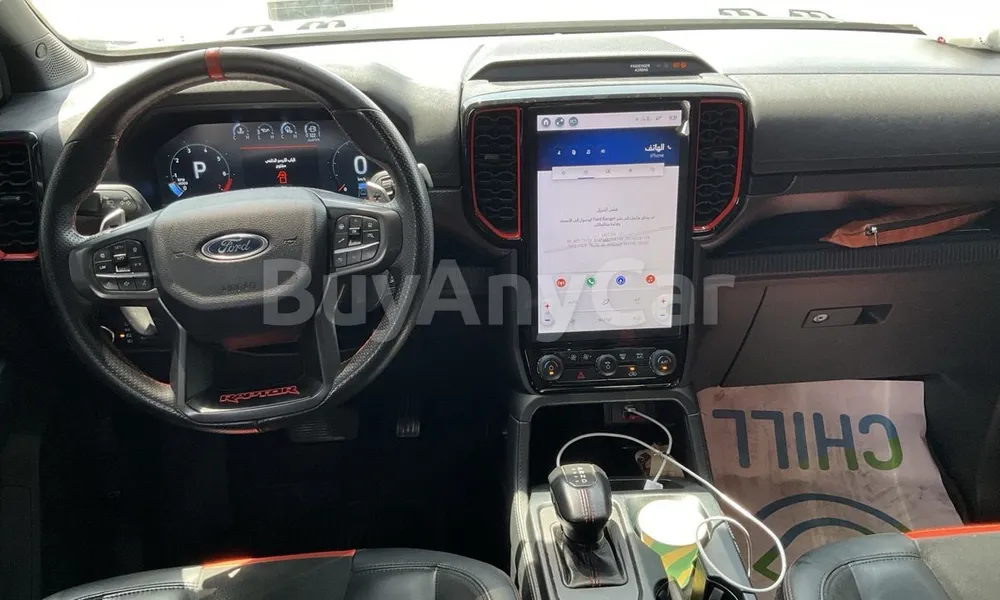 Vehicle photo 8