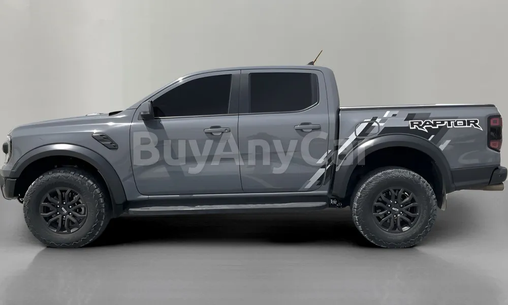 Vehicle photo 5