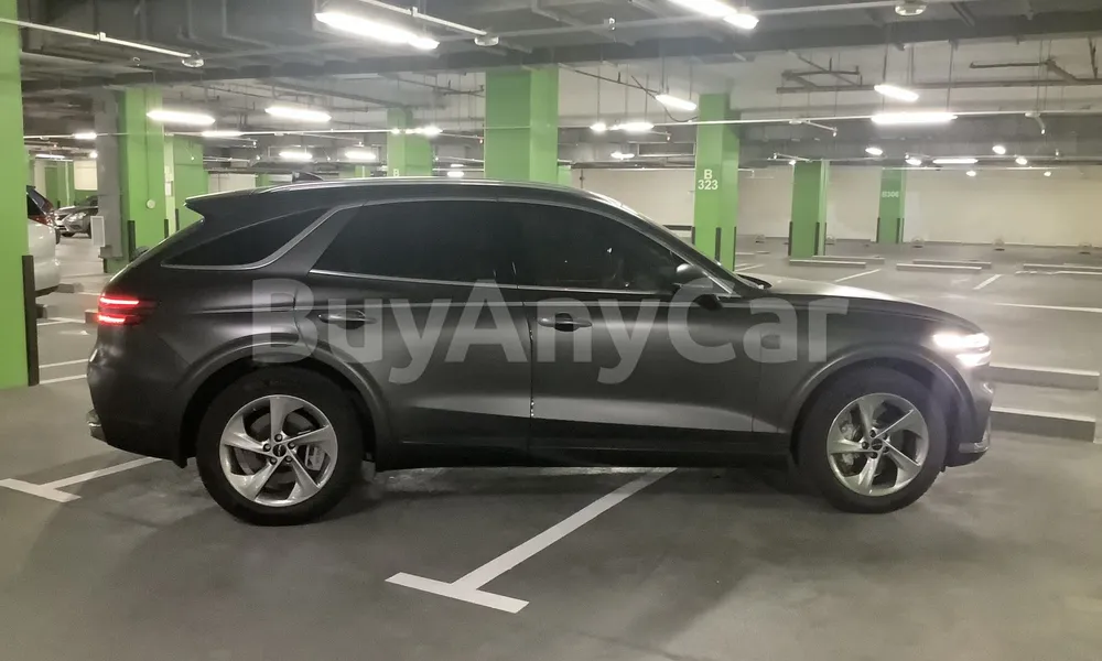Vehicle photo 4