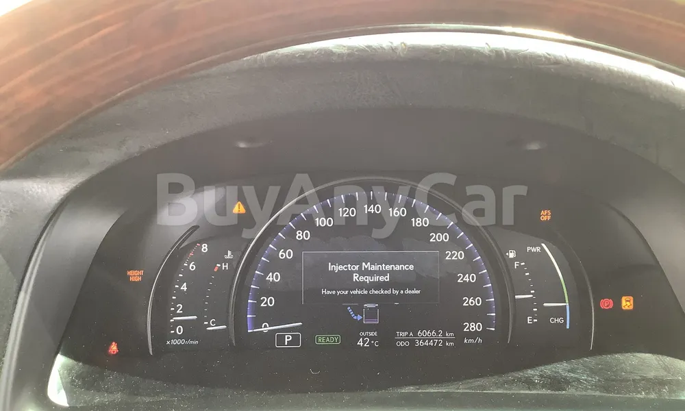 Vehicle photo 10