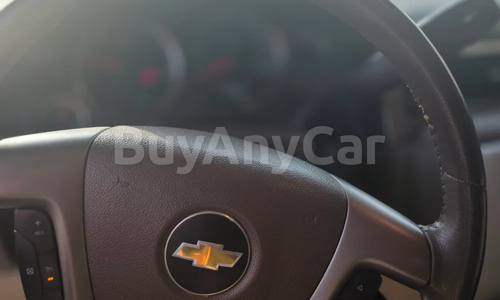 Vehicle photo 6