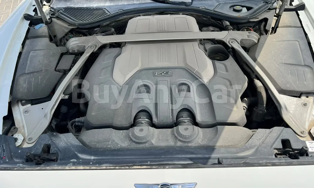 Vehicle photo 7
