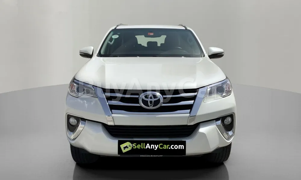 Vehicle photo 1