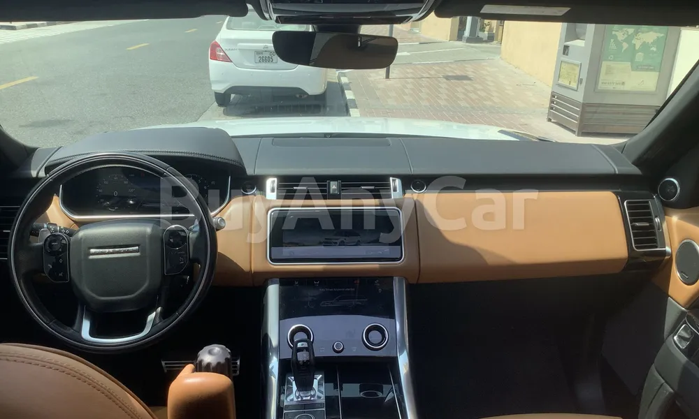 Vehicle photo 8