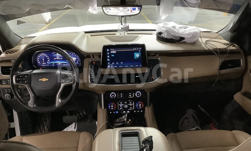 Vehicle photo 8