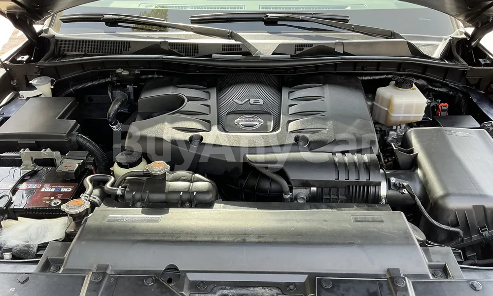 Vehicle photo 6