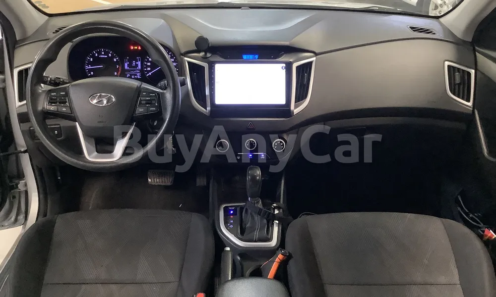 Vehicle photo 9