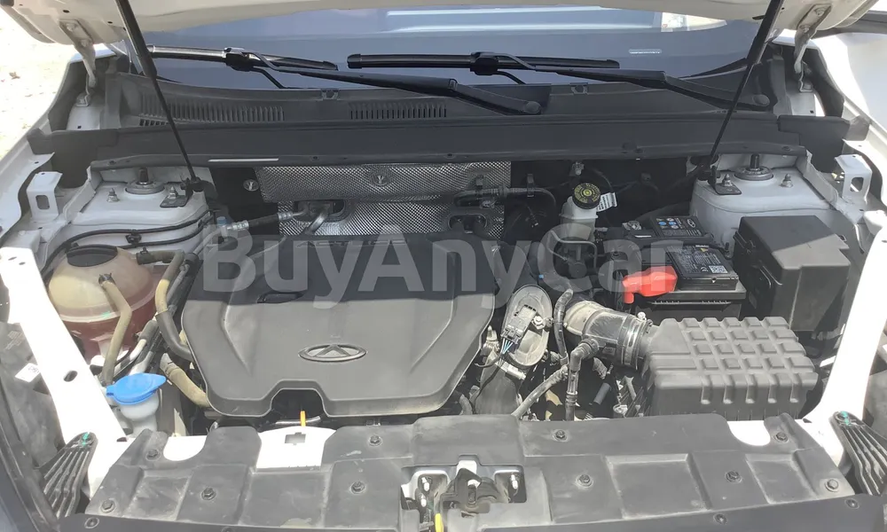 Vehicle photo 7