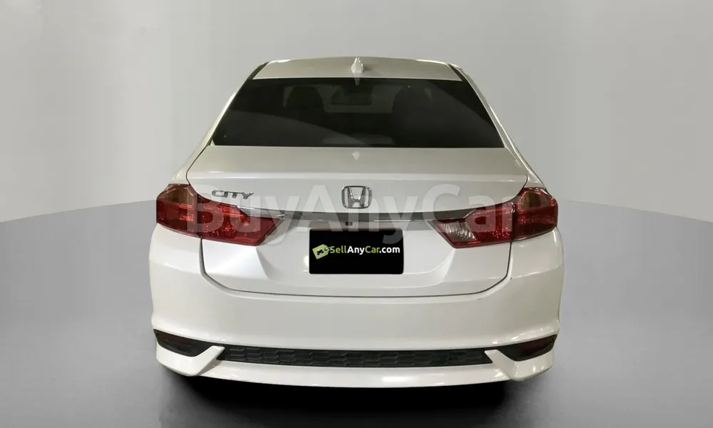 Vehicle photo 2
