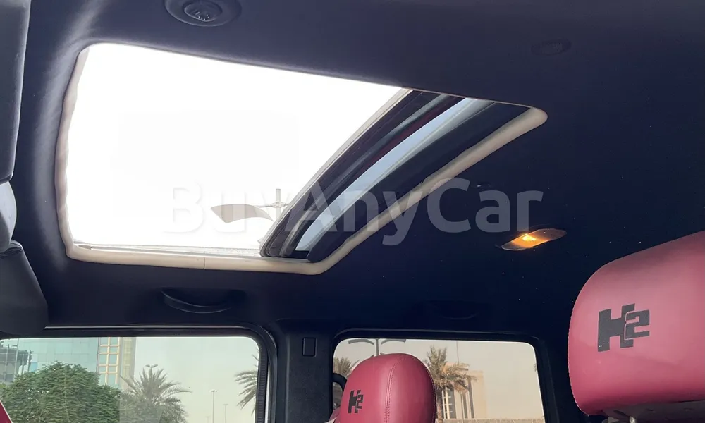 Vehicle photo 8
