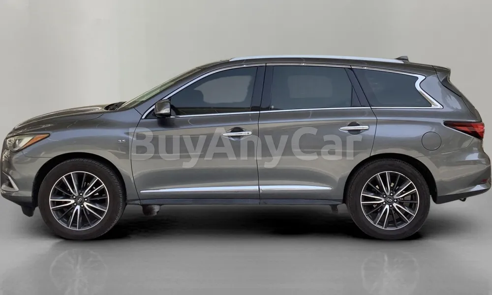 Vehicle photo 4