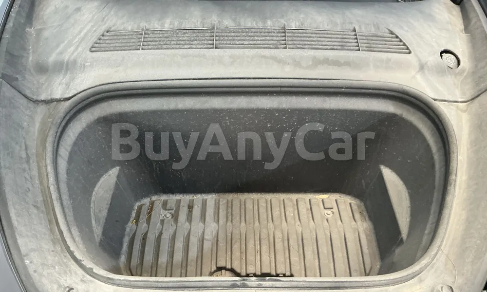 Vehicle photo 7