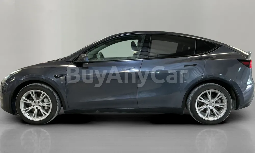 Vehicle photo 4