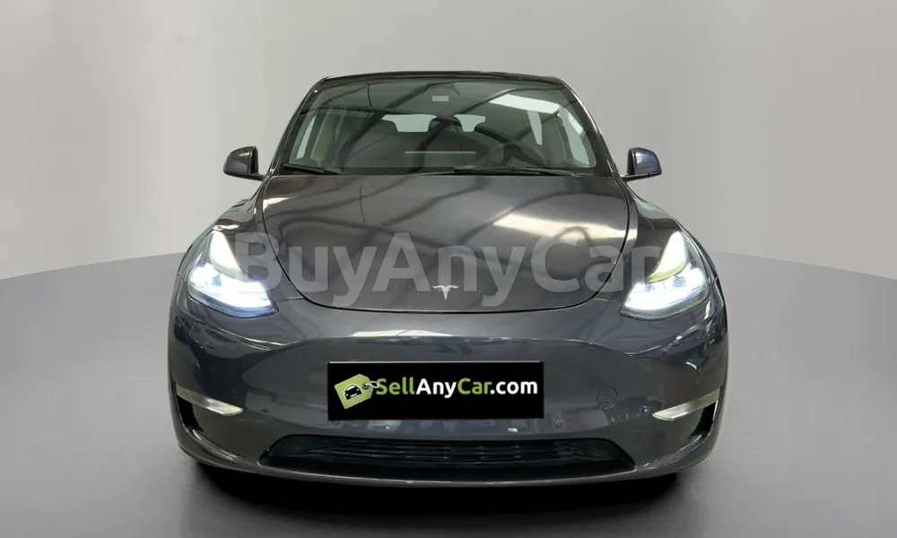 Vehicle photo 1