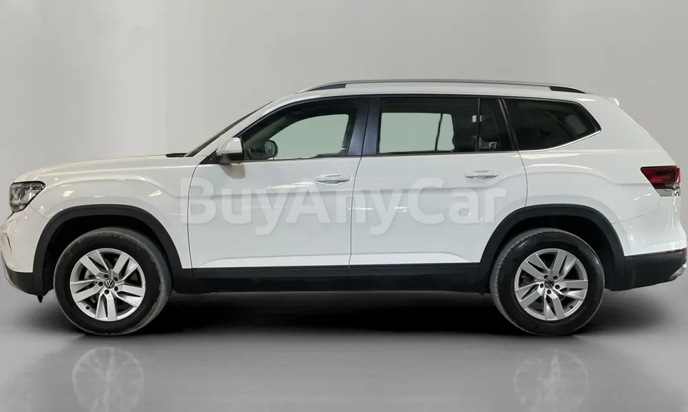 Vehicle photo 4