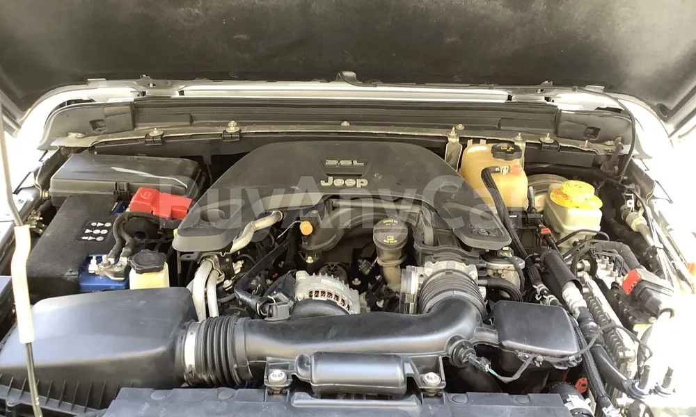 Vehicle photo 6