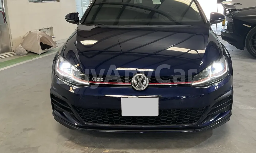 Vehicle photo 1