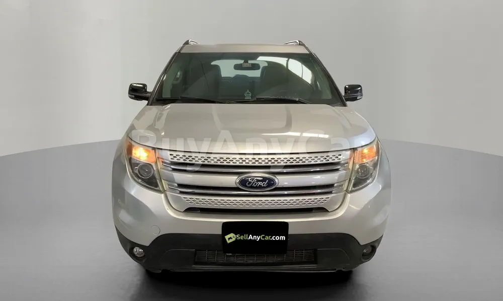 Vehicle photo 1
