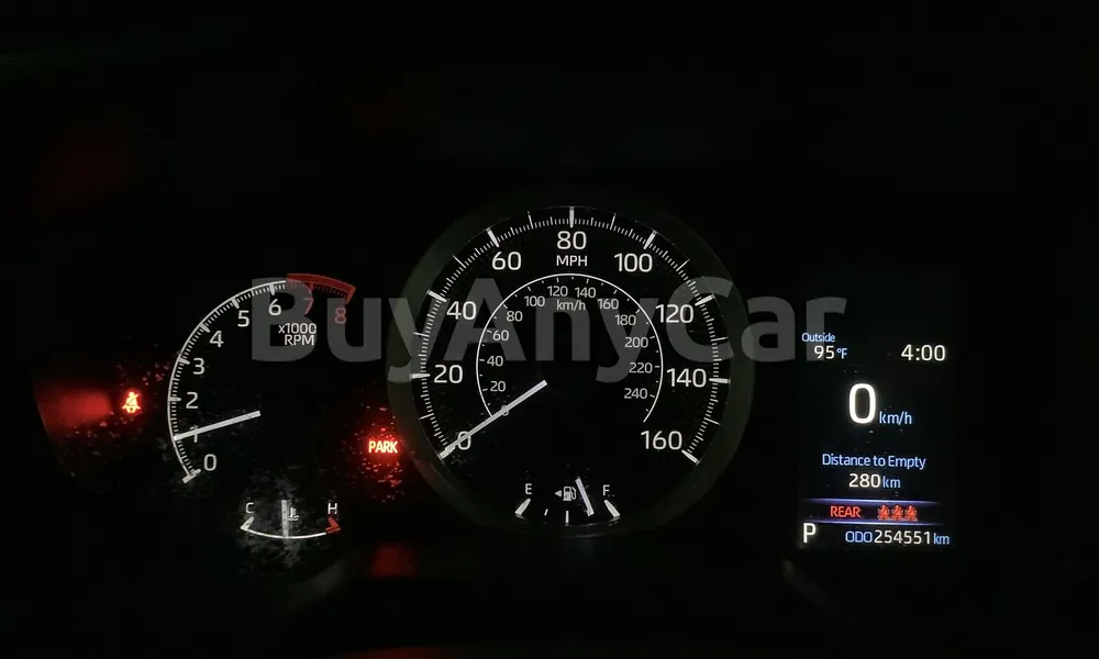 Vehicle photo 8