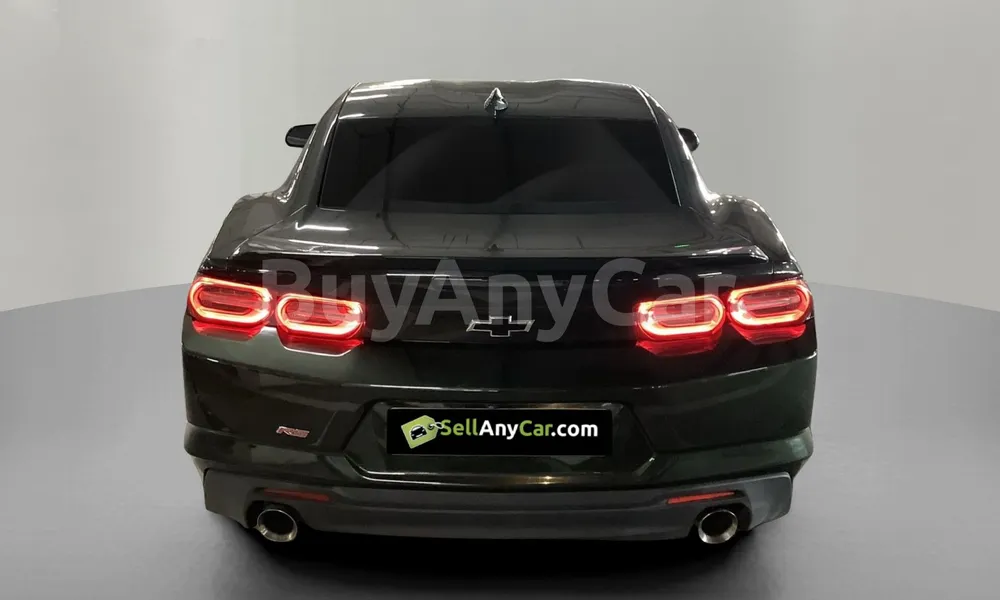 Vehicle photo 2