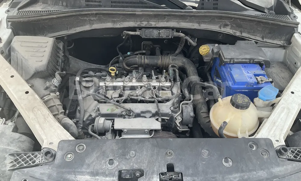 Vehicle photo 7