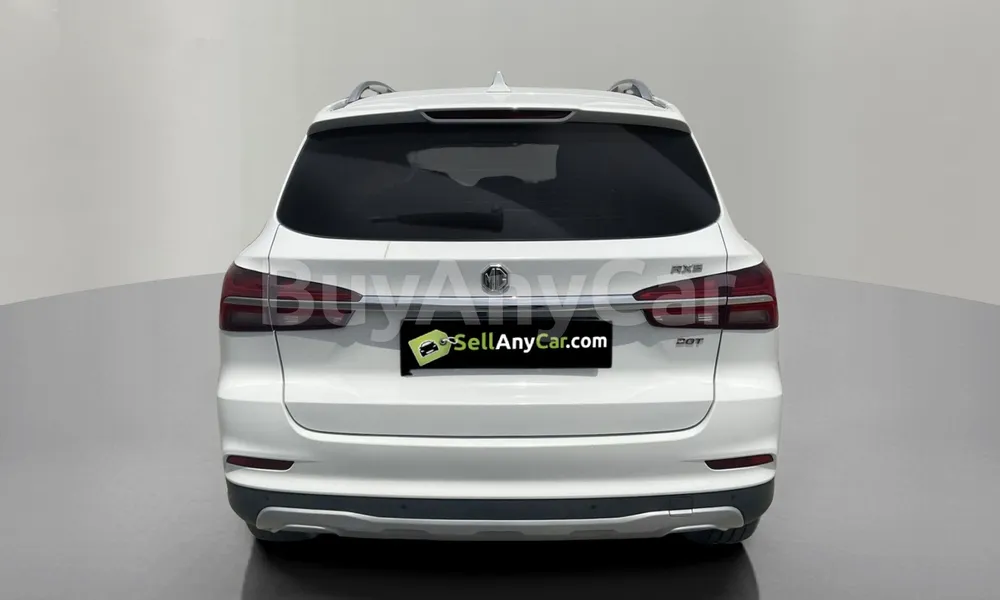 Vehicle photo 3