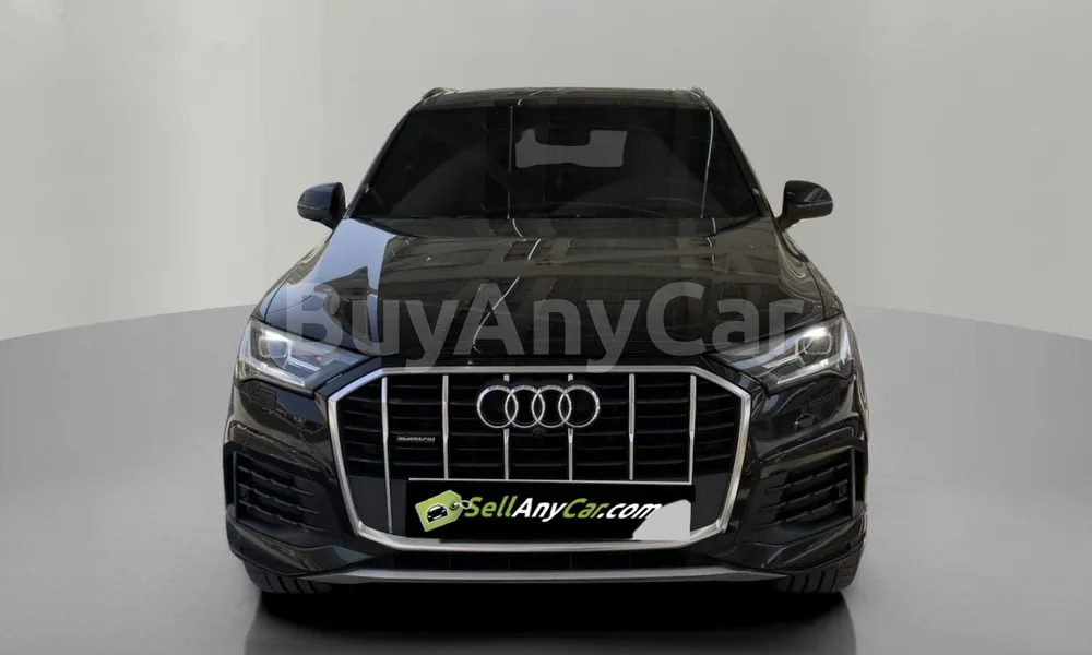 Vehicle photo 1