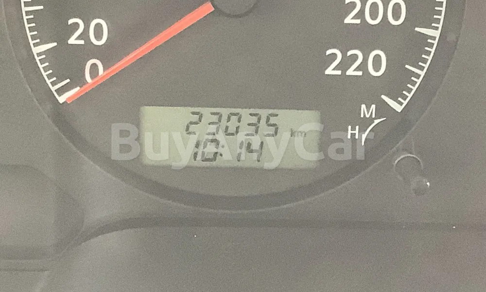 Vehicle photo 7