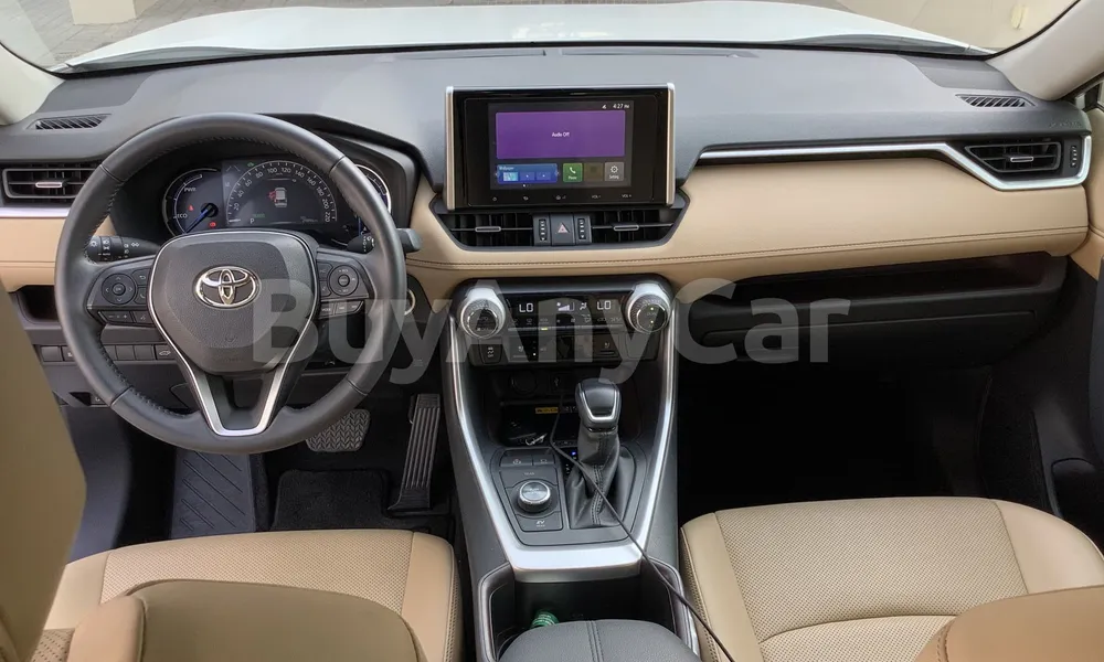 Vehicle photo 8