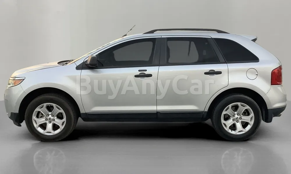 Vehicle photo 4