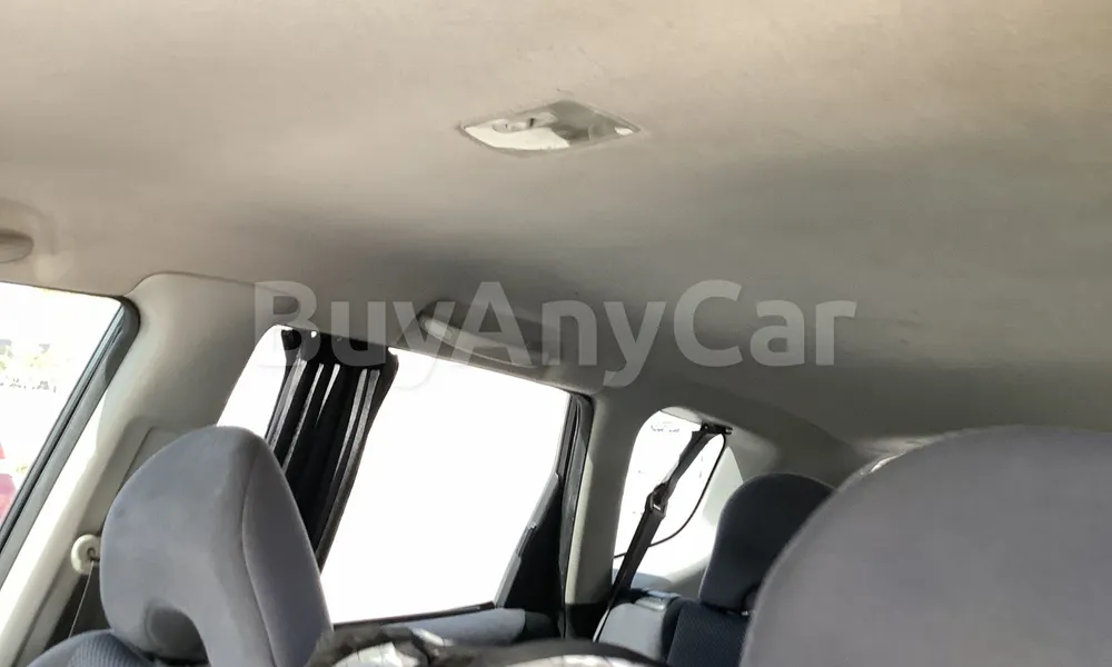 Vehicle photo 9