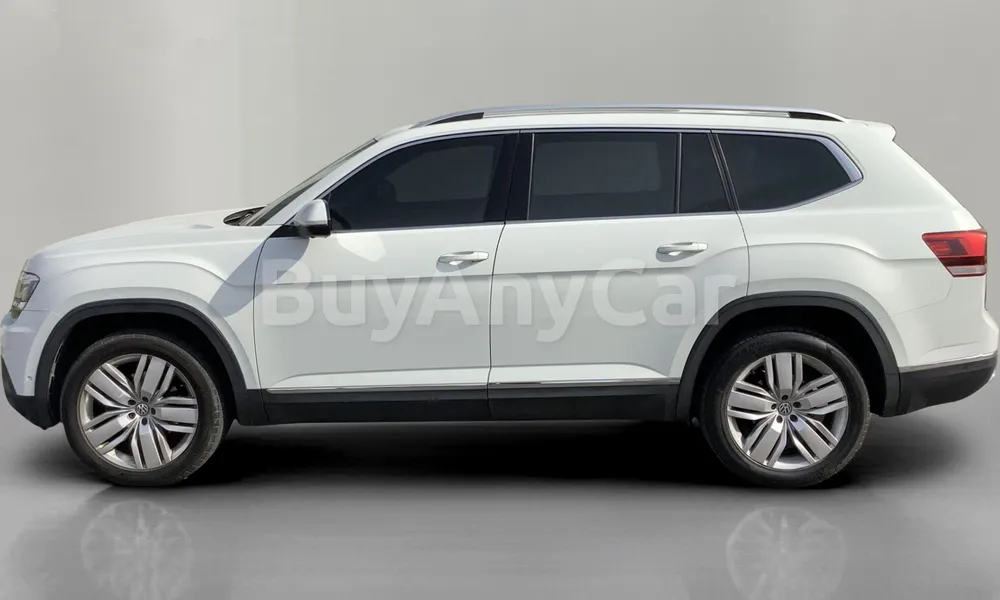 Vehicle photo 4