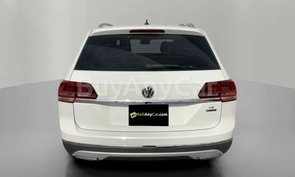 Vehicle photo 2