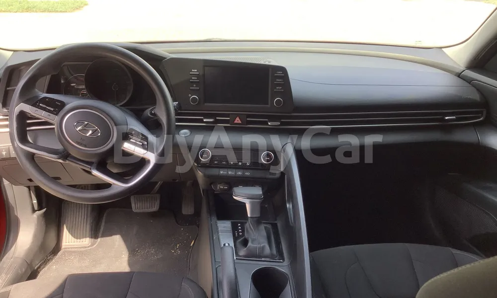 Vehicle photo 8