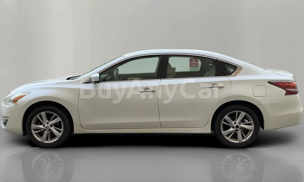 Vehicle photo 4