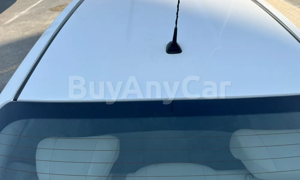 Vehicle photo 4