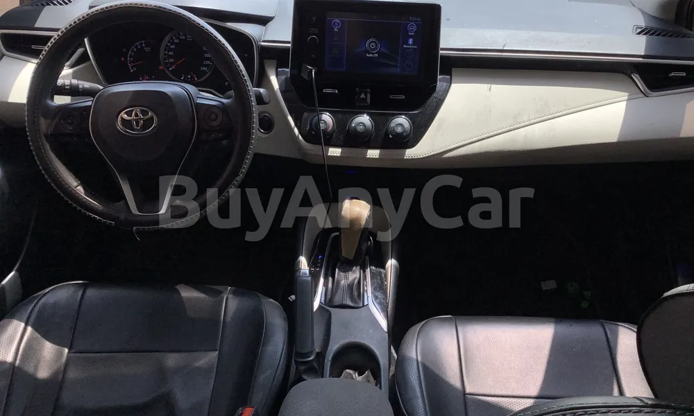 Vehicle photo 9